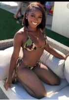 Вики гарантирует невероятный секс после массажа